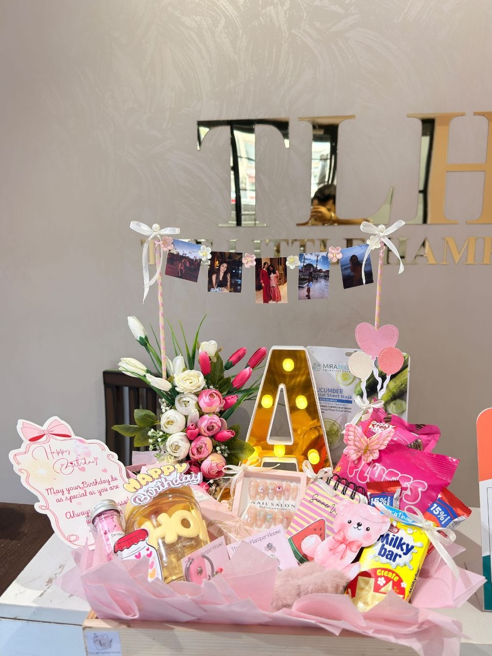 ✨ Fully Customizable Gift Hampers for Every Occasion ✨